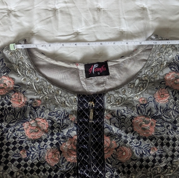 Indian Kurta Floral Embroidered Gray Top Lehenga Pakistani South Asian - Picture 11 of 14